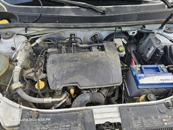 Predam dacia sandero 1,2 benzín 55kw rok 2013 - 8