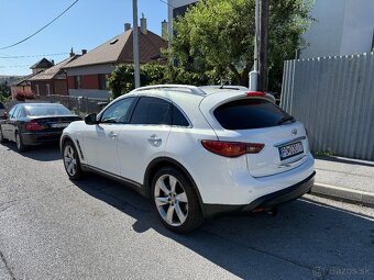 Infiniti FX30dS Premium - 8