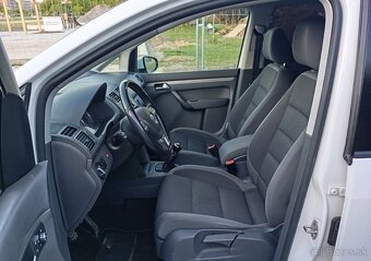 Volkswagen Touran 1.6 TDI BlueMotion - 8