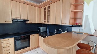 Na predaj 7-izbový rodinný dom, 305 m2, Bratislava, Staré Me - 8