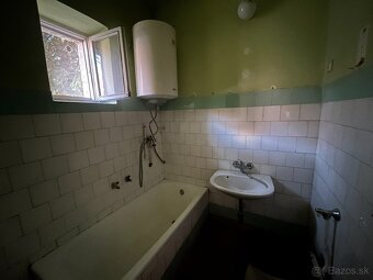 Hidvégardó - 2 izbový rodinný dom, plastové okná - 8