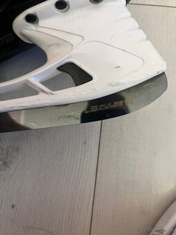 BAUER SUPREME ULTRASONIC VEĽKOSŤ 5 fit3 - 8