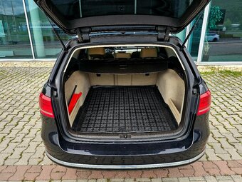 VOLKSWAGEN PASSAT 2.0TDI●HIGHLINE●COMBI●125KW●NOVÁ STK/EK● - 8