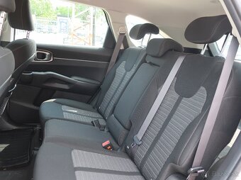 Kia Sorento 1.6T-GDi 169kW HYBRID 4x4 AUTOMAT EXCLUSIVE - 8