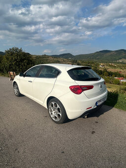 Alfa Romeo Giulietta 1.4 T-Jet 88 kW, rv. 12/2012 - 8