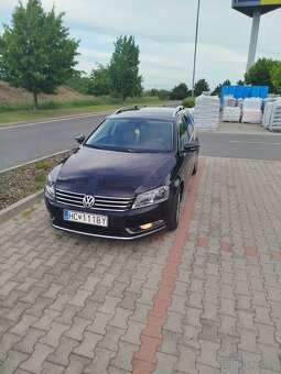 Volkswagen Passat B7 1.6 tdi 77kwVariant - 8