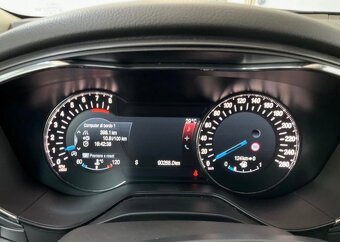 Ford Mondeo 1.5 ecoboost 118kw--sedan--manual--kůže--90tkm - 8