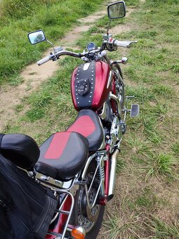 Suzuki Intruder 1400 - 8