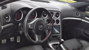 Predám Alfa Romeo 159 SW Ti 1.9 JTDm 150 koní - 8