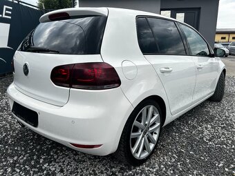 Volkswagen Golf 1.4 TSI 160k Highline DSG - 8