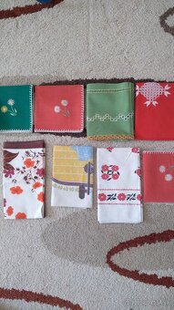 Predám obrusy,uteráky, utierky,látky, návlek na vankúš - 8