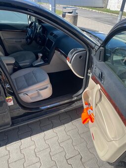 Škoda Octavia 2 Facelift 1.9TDI DSG - 8