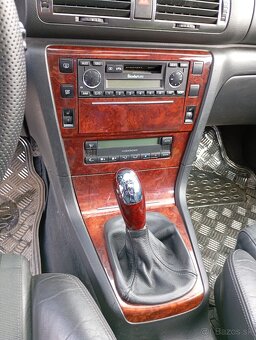 Škoda Superb 1.9 TDI Elegance – 130 kW, STK 6/2027 - 8