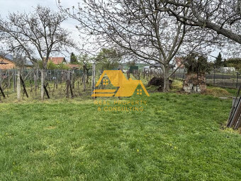 Predám dom s veľkým pozemkom v obci Černík - 8