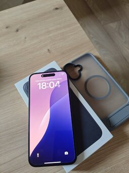 Iphone 16 plus - 8