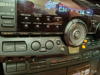 SONY RX90... plne funkčná...2x100W RMS - 8