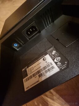 monitor ACER - 8