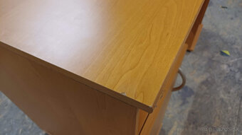 Kancelársky stôl - 8