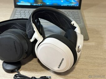 SteelSeries Arctis 7 Wireless - 8