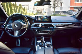 BMW 540i xDrive Touring - 8