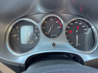 Seat leon 1.6 TDI 2011 - 8