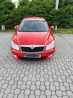 Predám škodu Octaviu 1.6tdi 77kw CR RV:2012 - 8