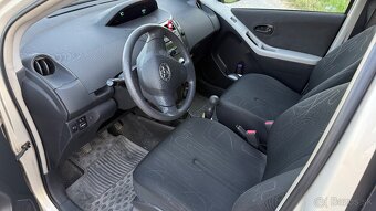 Toyota Yaris 1.0 111510 km - 8