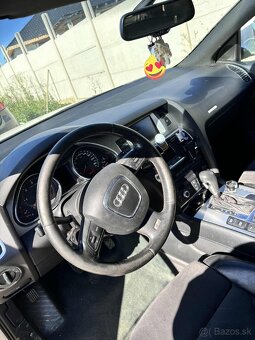 Audi q7 - 8