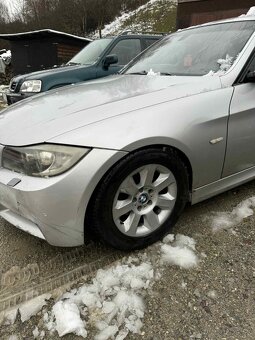 BMW E90 - 8