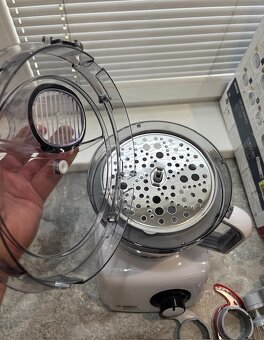 Bosch MultiTalent 8 MC812W501 kuchynský robot - 8