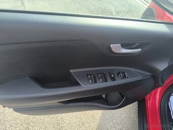 Kia Stonic 1.2 DPi 58 kW M5 MY25 Silver + Silver pack - 8