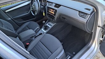 Škoda OCTAVIA TDI model 2020 - 8