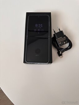Samsung z flip 6 - 8