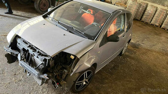 Predám Citroen C2 1,4 HDi Automat - havarované - 8
