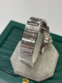 Rolex Submariner Date, HULK,  Nové, 41mm - 8