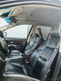 Volvo XC 90 - 8