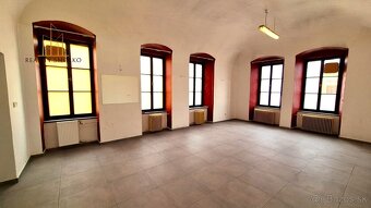Prenájom komerčných priestorov v centre mesta PREŠOV - 8