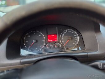 Volkswagen Touran - 8