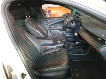 Ford Mustang Mach-E Extended Range 99kWh AWD - 8
