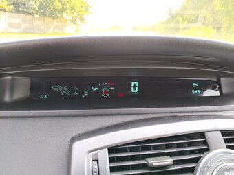 Renault Megane Grand Scénic, 1.9 DCi, 96 kW, 7- miestny - 8