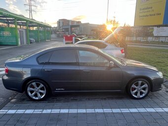Subaru Legacy 2.0D - 8