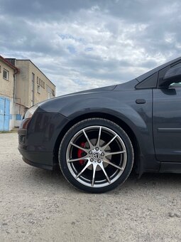 Tomason R18  225/40 5x108 - 8