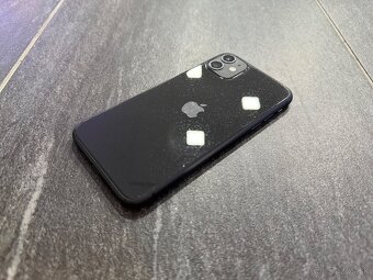 Apple iPhone 11 64 GB Black - 8