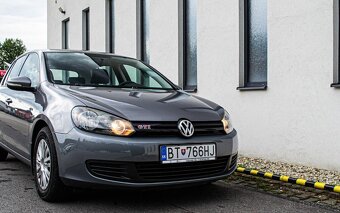 Volkswagen Golf 6 1.4 59kW M5 MODEL 2010 - 8