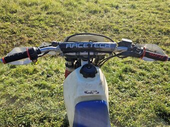 Honda XR 250R - 8