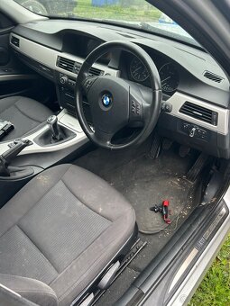 Bmw e91 318d 105kw GB bez motora. - 8