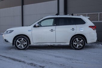 Mitsubishi Outlander 2.4 PHEV 99kw CVT 2019 - 8