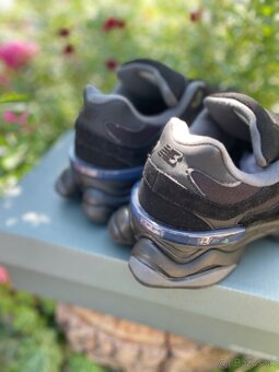 New Balance 9060 EU42 - 8