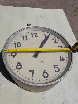 HODINY 60V OBOJSTRANNE PRIEMER 44cm, ZAVESNE NA STROP - 8