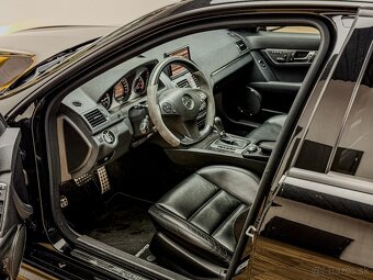 Mercedes-Benz C trieda Kombi 63 AMG Performance - 8
